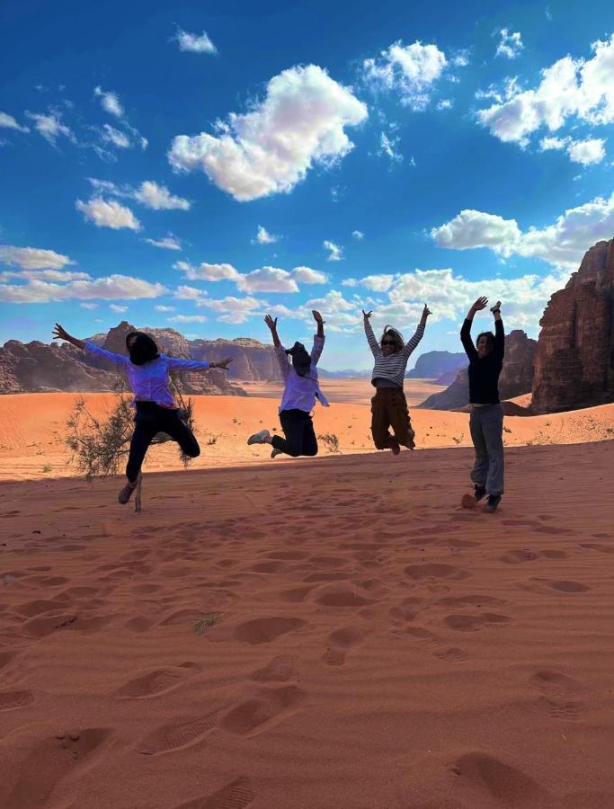 Hidden Wadi Rum Camp Екстер'єр фото