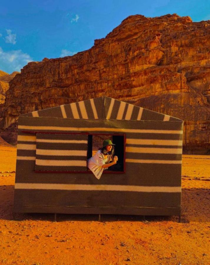 Hidden Wadi Rum Camp Екстер'єр фото